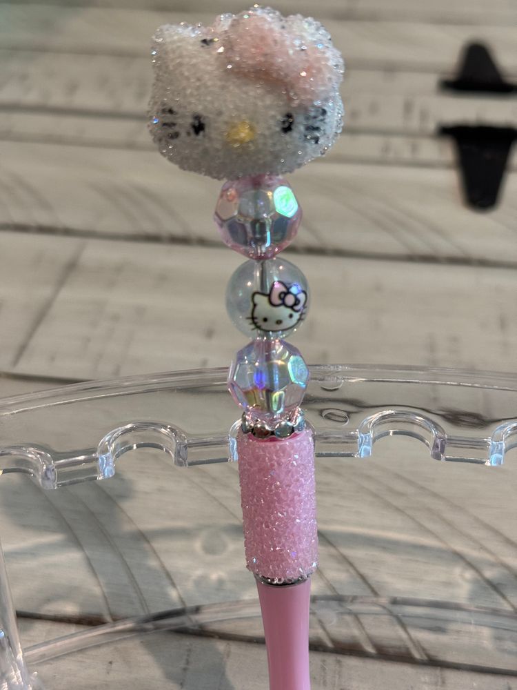 Sparkly Hello Kitty beaded Pen 