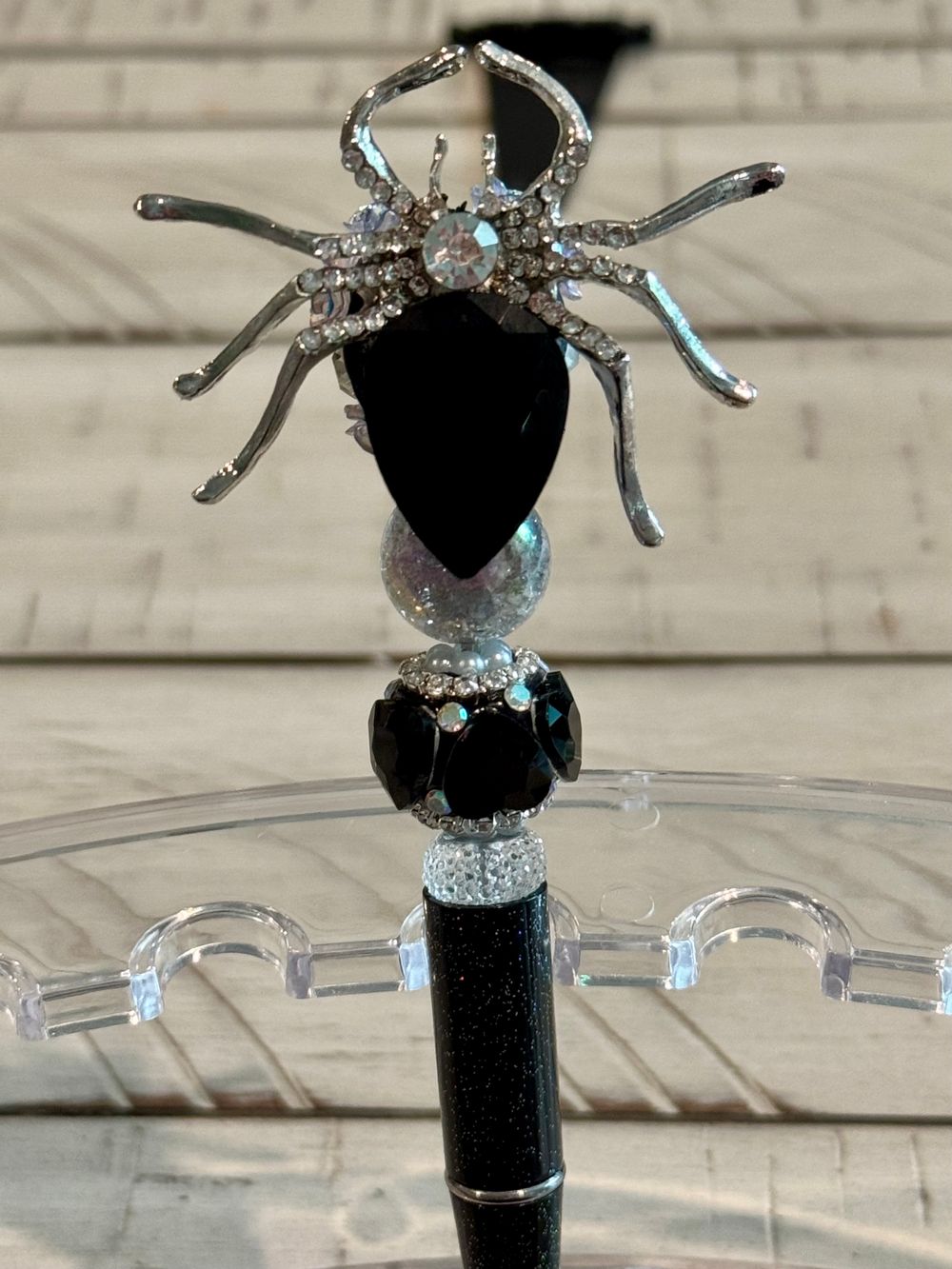 Black Spider Peaded Pen